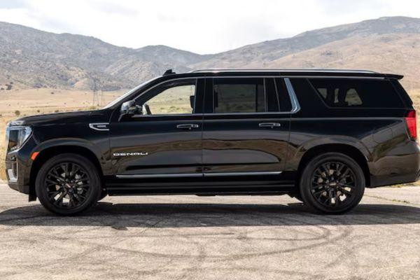 Luxury Chauffeur Service in Dubai for Business and Private Travel