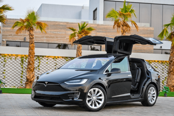 Rent Tesla Model X Dubai