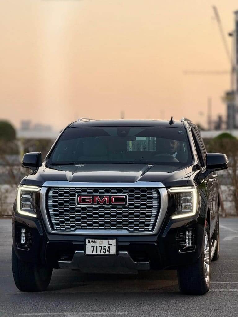 Luxury car rental Dubai